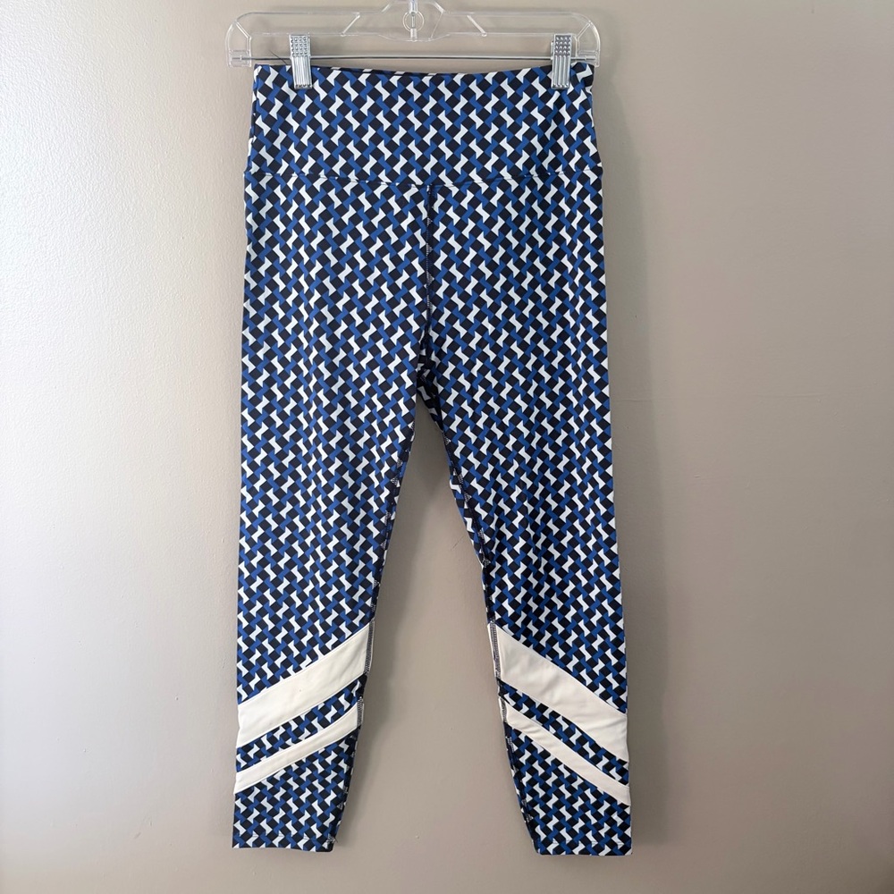 Lou & Grey Mod Geo High Rise Performance Leggings